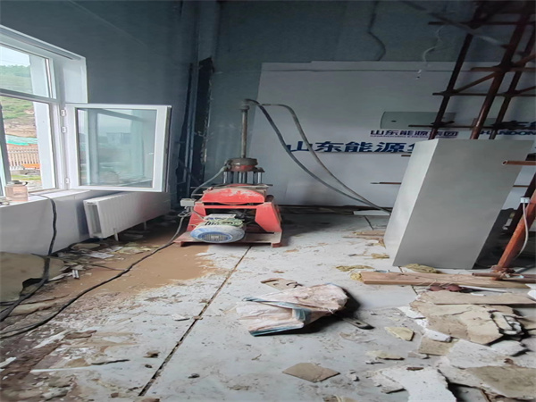 新化地基基础下沉墙体裂缝加固注浆顶升施工